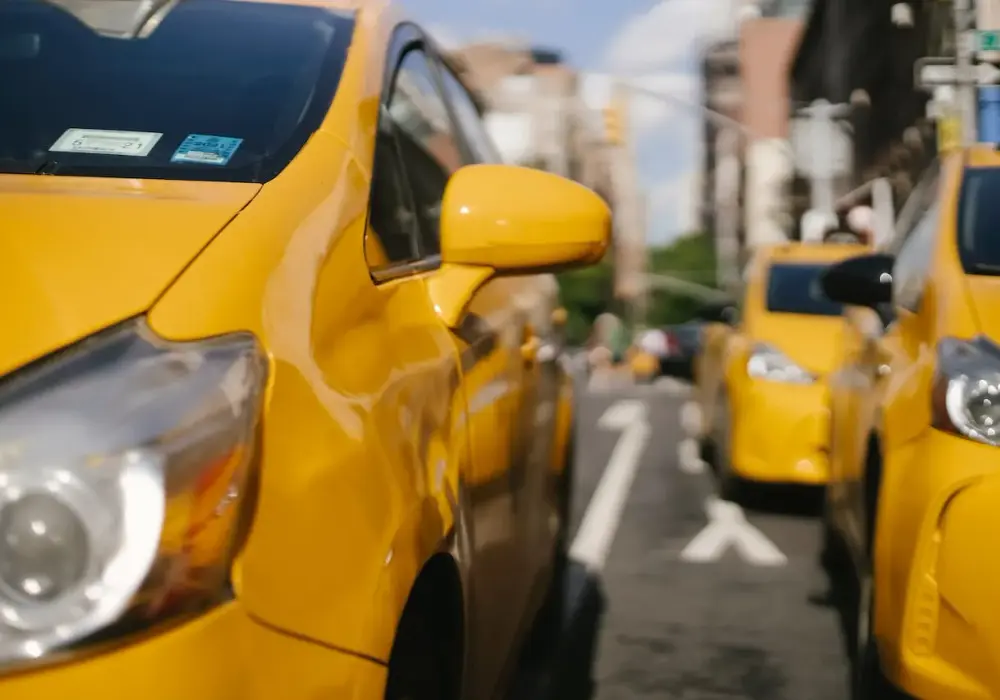 Ile kosztuje taxi z Katowic do Bytomia? Sprawdź, co wpływa na ceny
