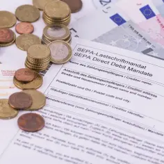 Jak zapłacić mandat z Holandii i uniknąć dodatkowych kosztów