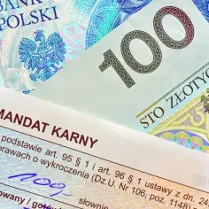 Czy można zapłacić mandat za kogoś? Ważne informacje i ryzyka