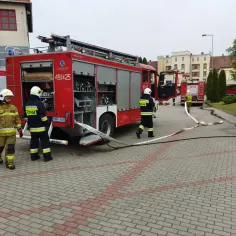 Ile zarabia kierowca konserwator w OSP? Prawda o wynagrodzeniach