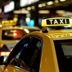 Ile kosztuje taxi z lotniska Chopina na dworzec Zachodni? Sprawdź!