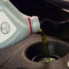 Toyota - co ile wymiana oleju? Oto kluczowe informacje, które musisz znać