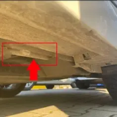 Gdzie dokładnie jest schowany lewarek w Toyocie Yaris? Sprawdź i uniknij problemów!